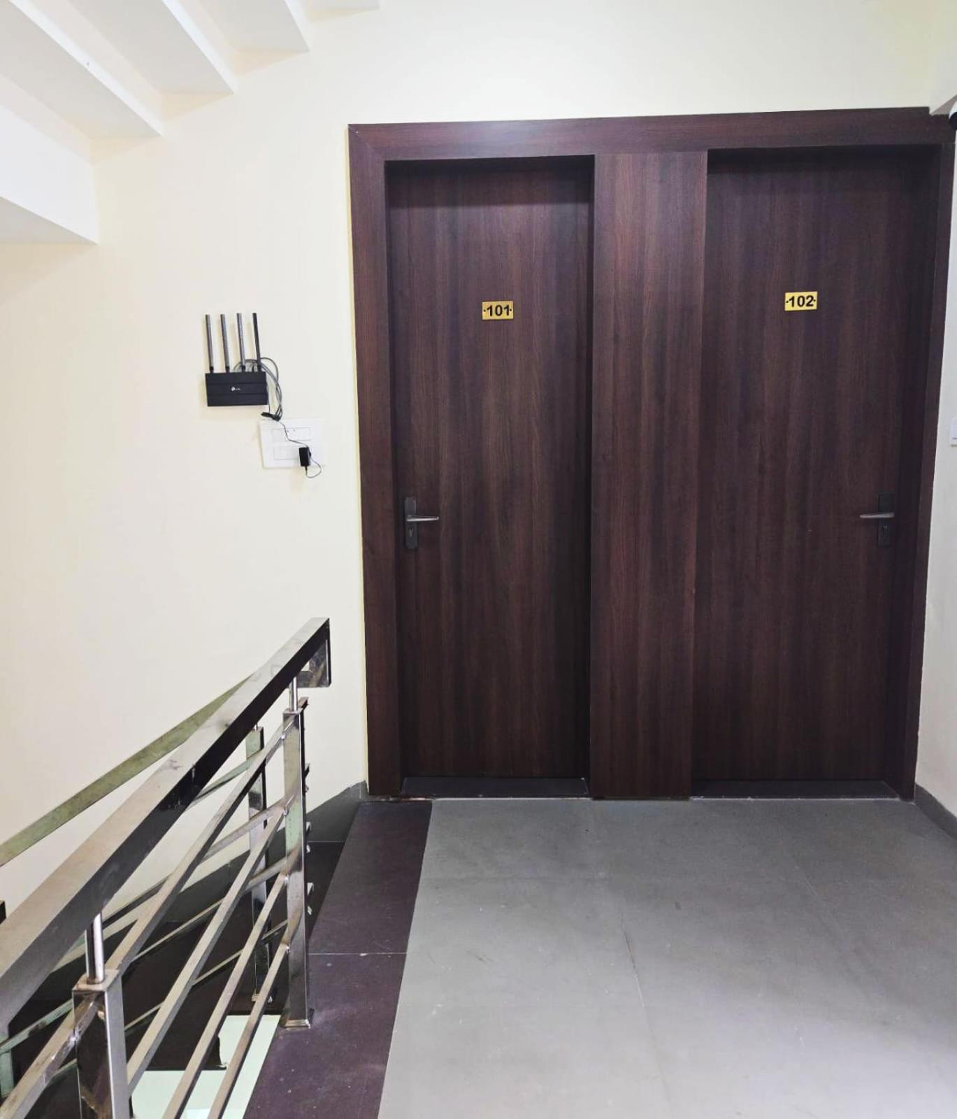 Hotel Nexus อินดอร์ ภายนอก รูปภาพ
